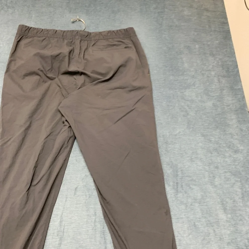 Rei Cooperative Chino Pants Mens 36Wx32L Gray Comfort Drawstring Tapered Leg